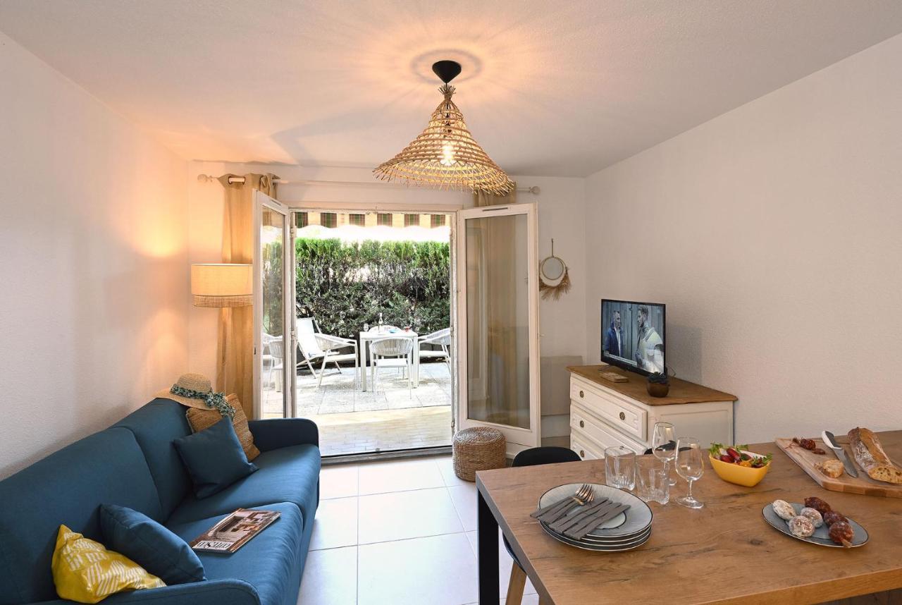 בנדול Charmant Studio 2A4 Pers Avec Jardin Et Place De Parking Situe A 5 Min A Pied De La Mer מראה חיצוני תמונה