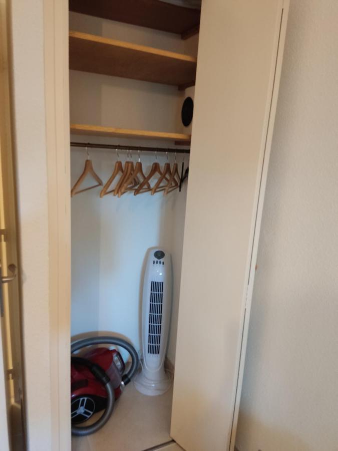 בנדול Charmant Studio 2A4 Pers Avec Jardin Et Place De Parking Situe A 5 Min A Pied De La Mer מראה חיצוני תמונה
